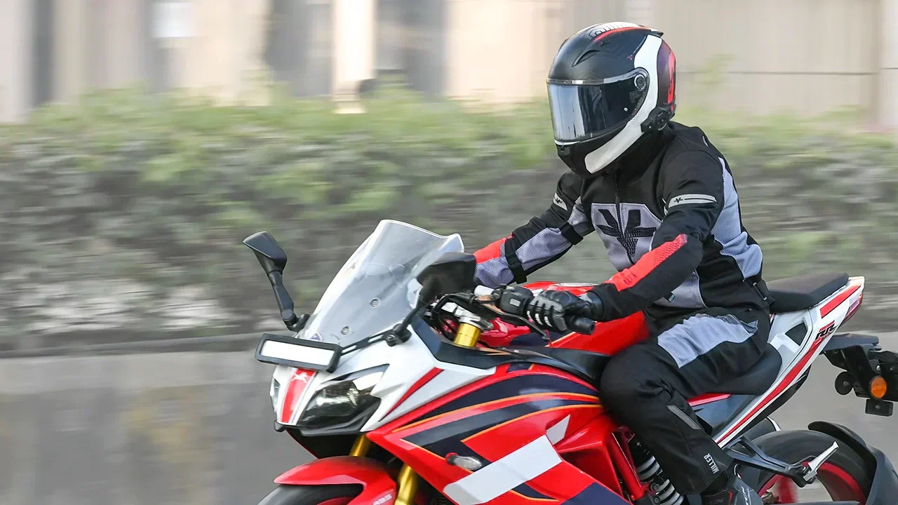 Beginner Motorcycle Safety Tips for New Riders